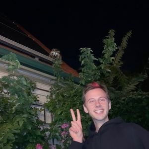 Meet your Posher, Harry